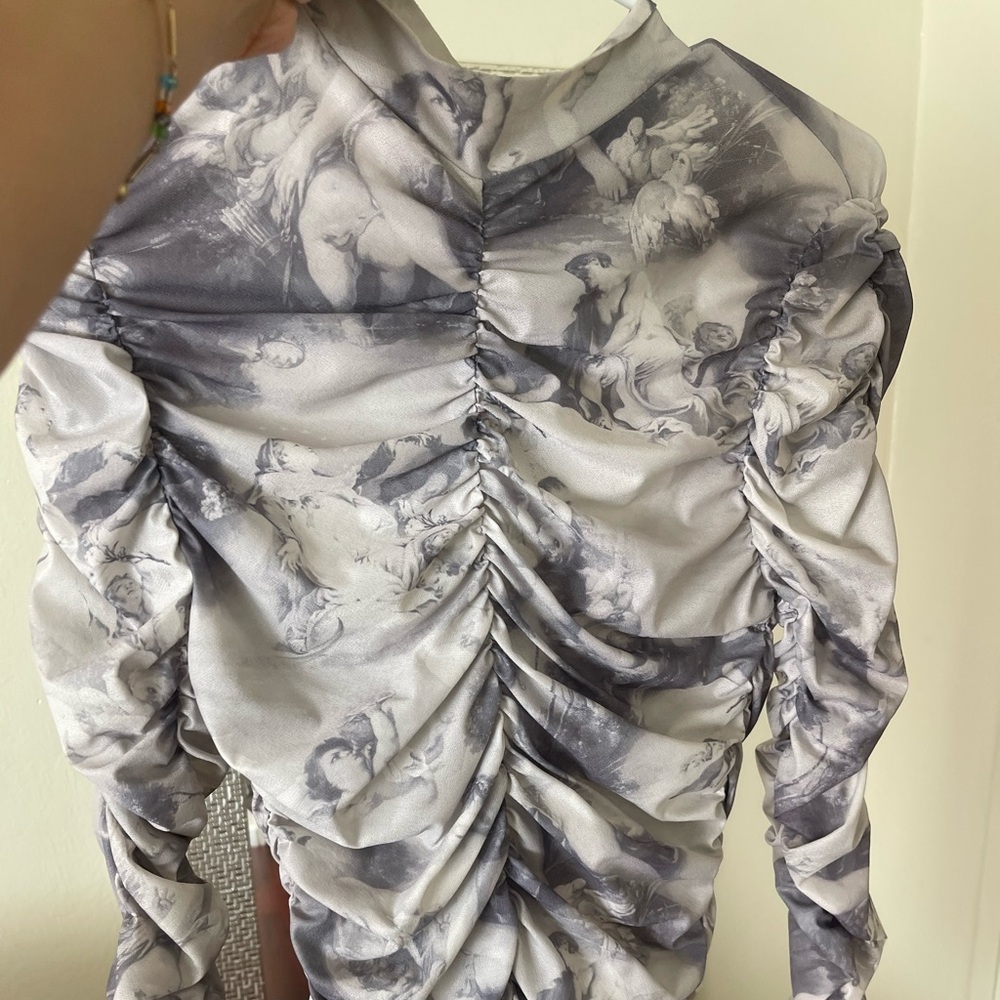 Brand New Forwver 21 dress with design